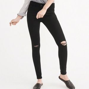 Abercrombie and Fitch Black Skinny Jeans NWT!